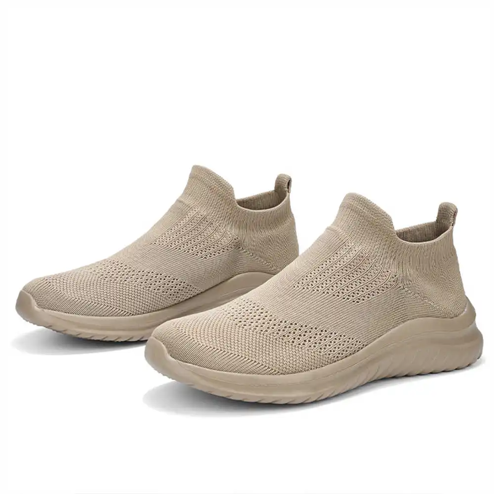 Бежевые мягкие новые новые тен – обзор и цена Men Shoes White Colour