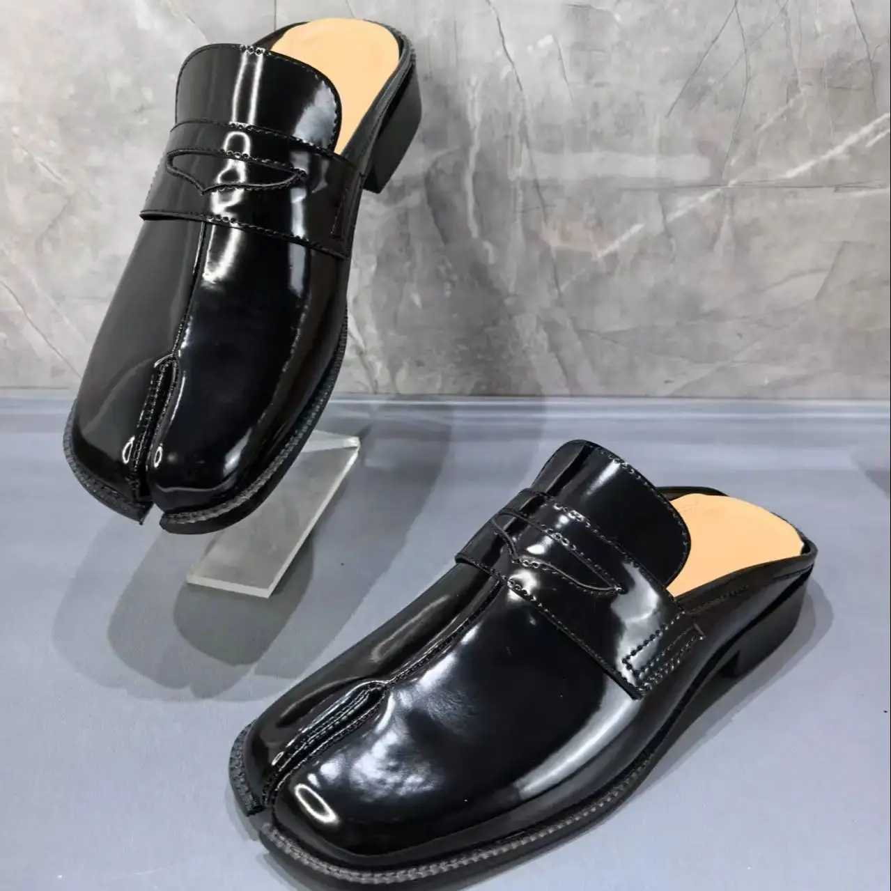 Мужские тапочки таби с раздель – обзор и цена Men'S Shoes With Toes